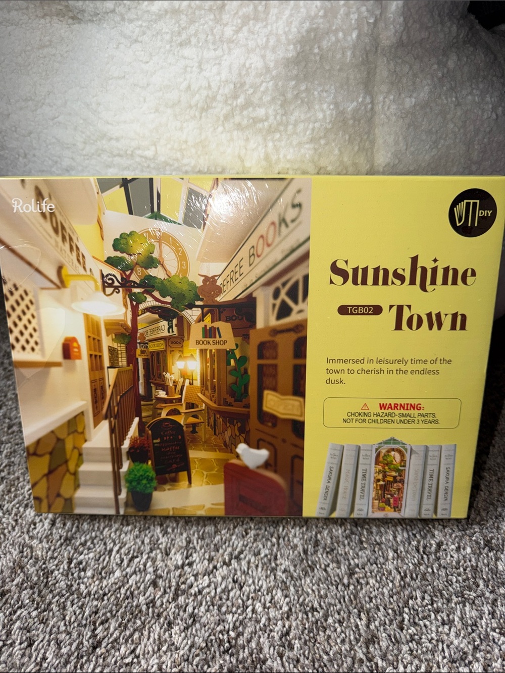 Bookend Sunshine Town DIY Miniature Kit